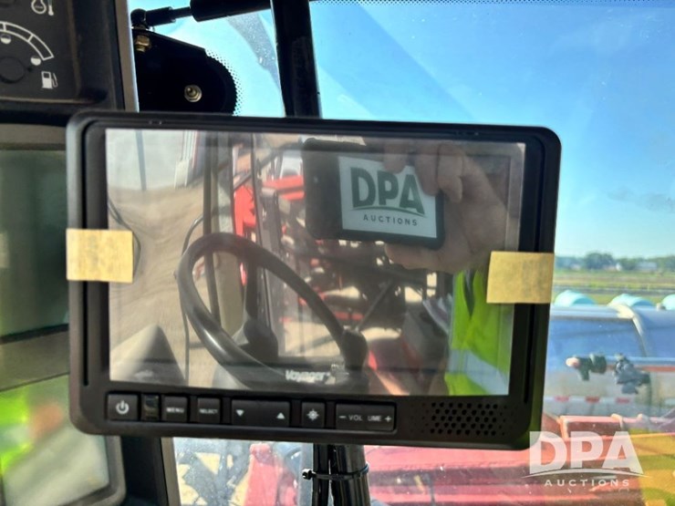 2015-case-ih-patriot-4440-image-114