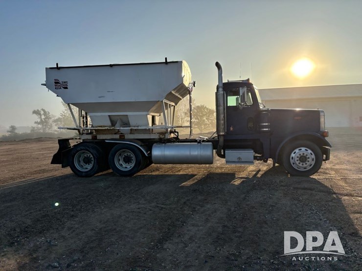 1991-peterbilt-379-image-17