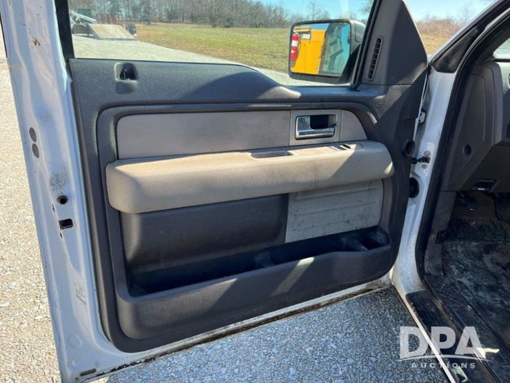 2010-ford-f150-image-11