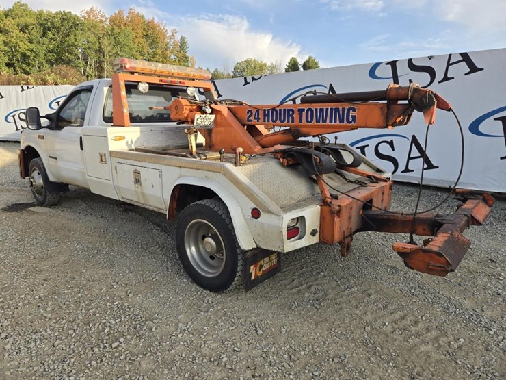 2003-ford-f550-image-3