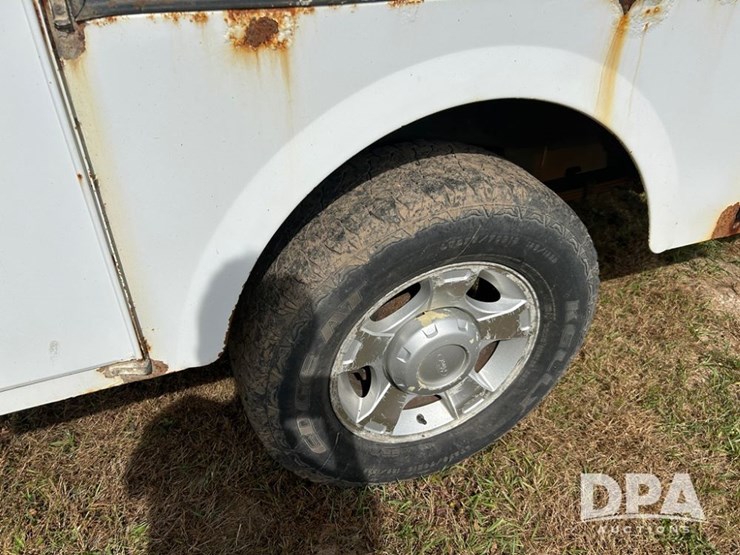 2011-ford-f250-image-14