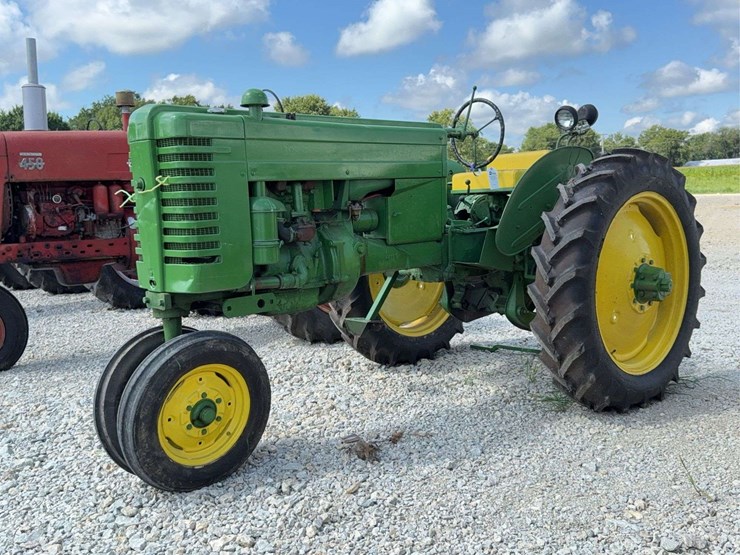 john-deere-mt-image-1