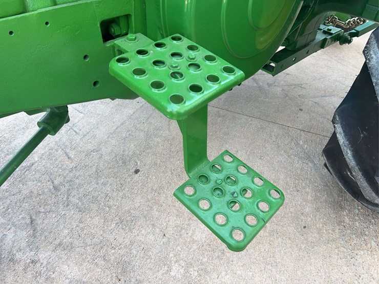 1955-john-deere-70-image-89