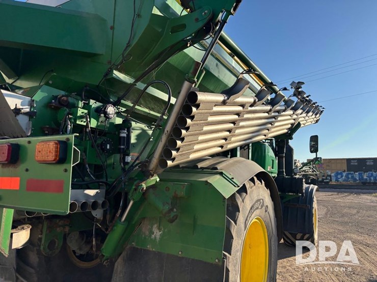 2019-john-deere-f4365-image-42