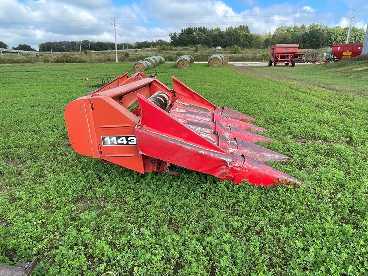 massey-ferguson-1143-image-4