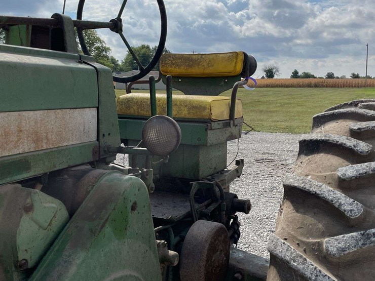john-deere-720-image-51