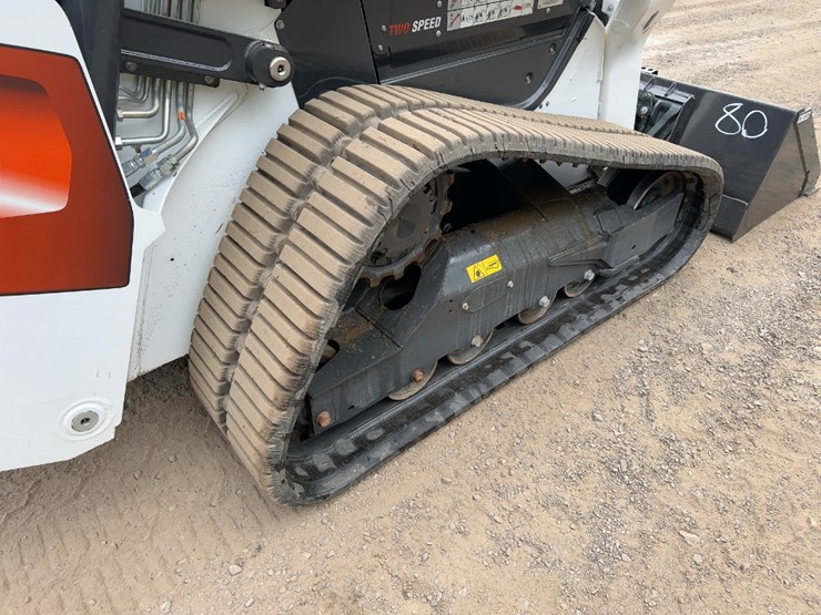 2025-bobcat-t76-image-13