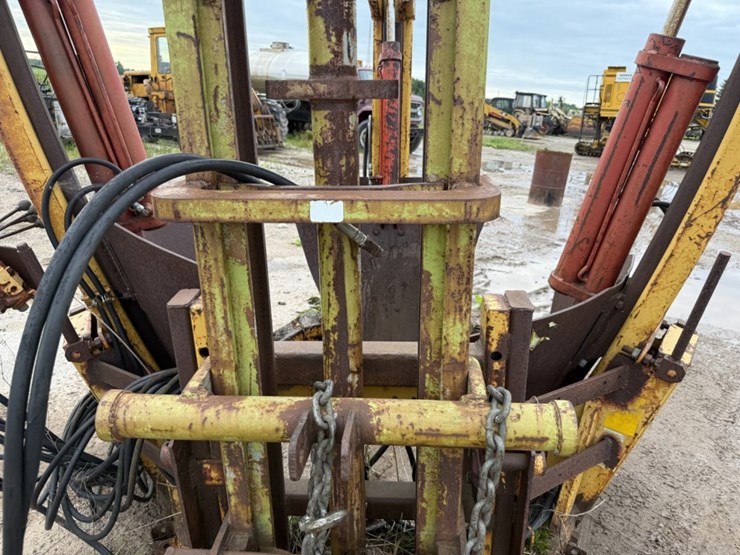 #2558-•-(3)-point-hydraulic-tree-spade-image-22