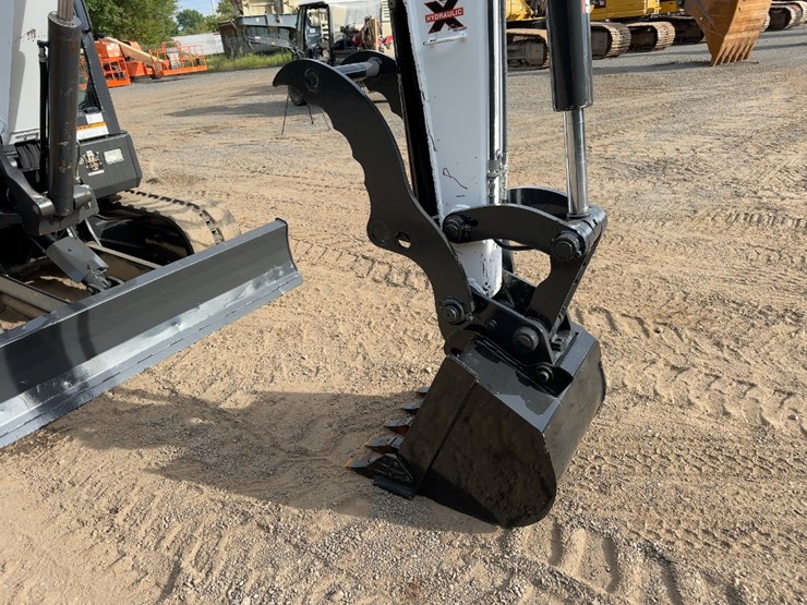2017-bobcat-e50-image-8