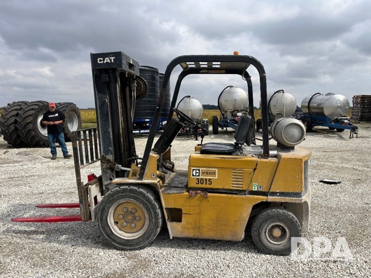 caterpillar-v50d-image-9