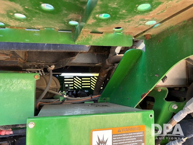 2019-john-deere-f4365-image-70