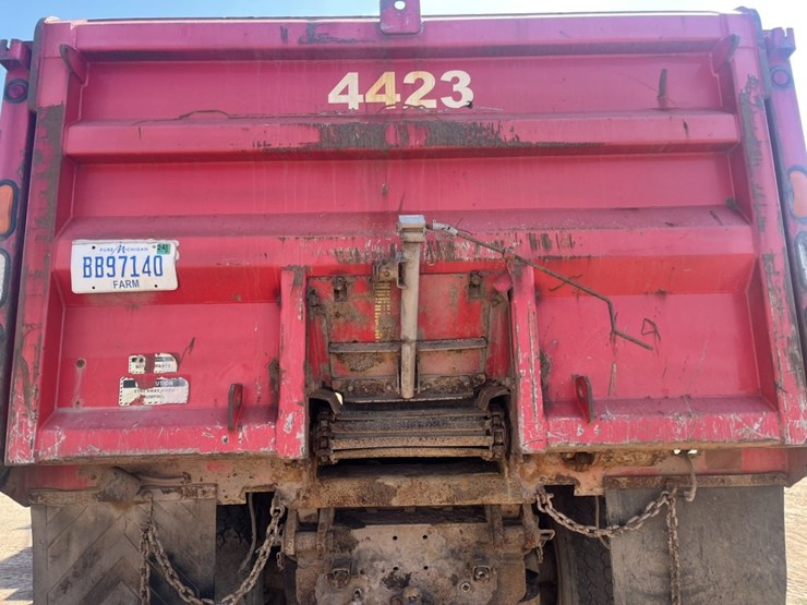 2007-peterbilt-367-image-76
