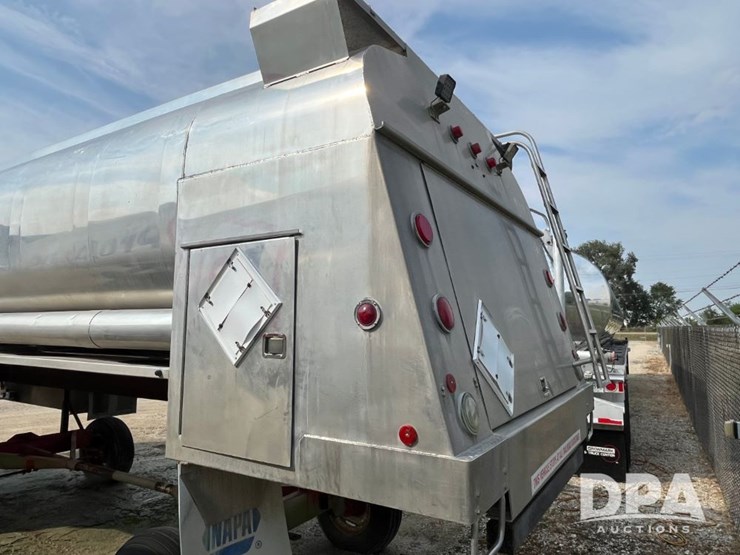 2011-progress-tank-petroleum-body-(jn3066)-image-9