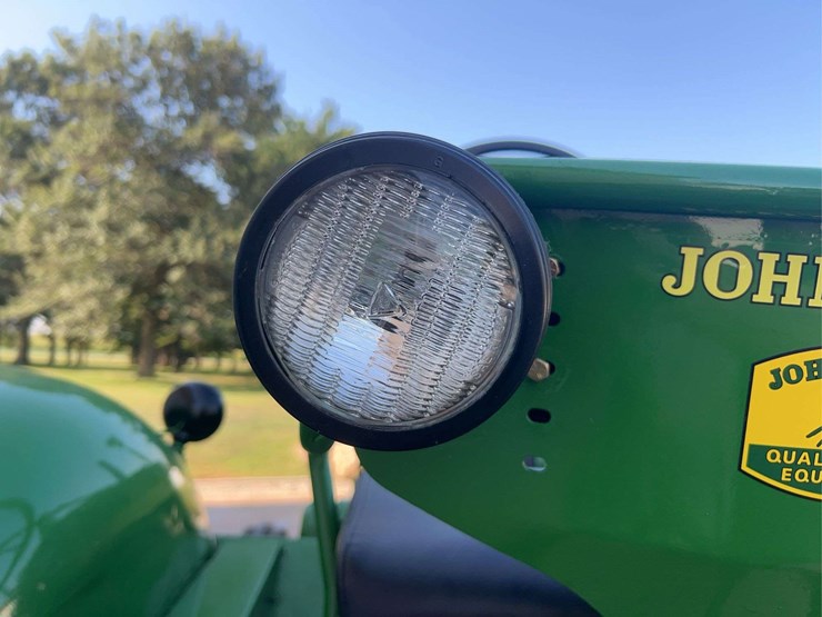 1955-john-deere-70-image-53