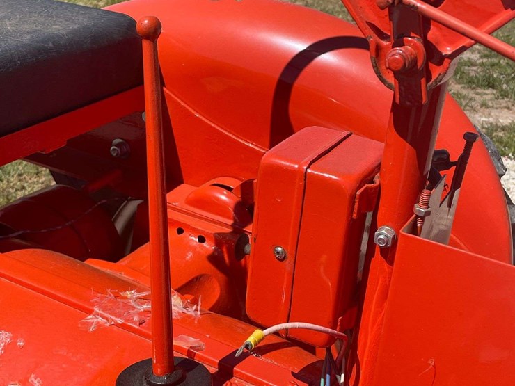 allis-chalmers-b-image-42