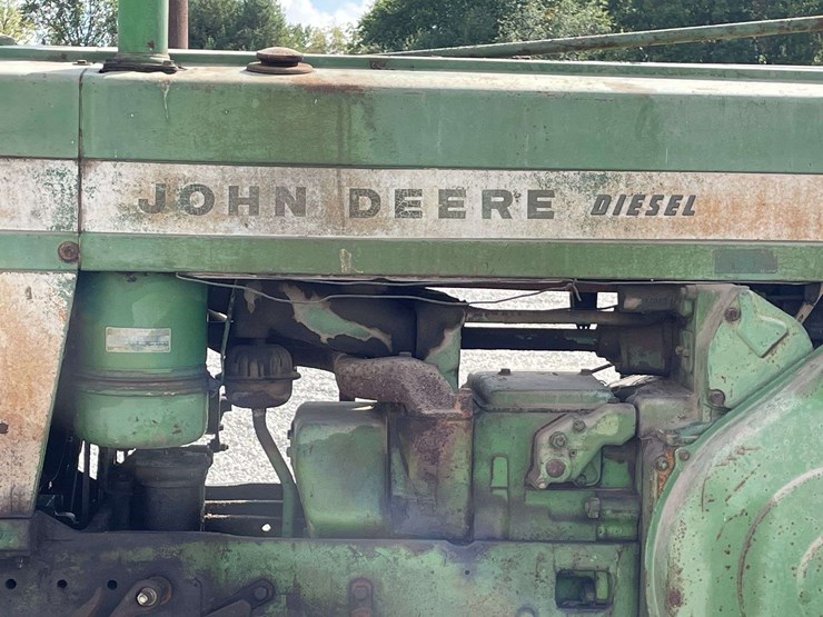 john-deere-720-image-23