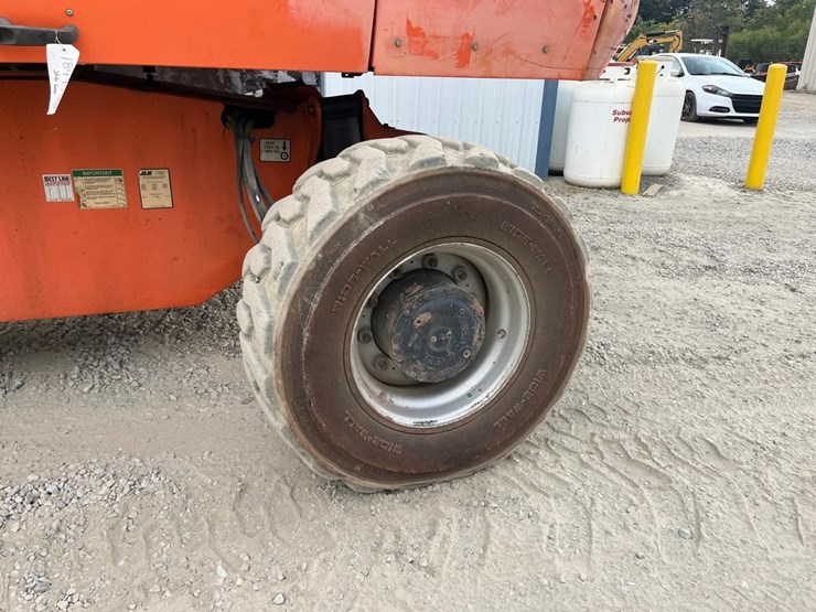 jlg-600s-image-12