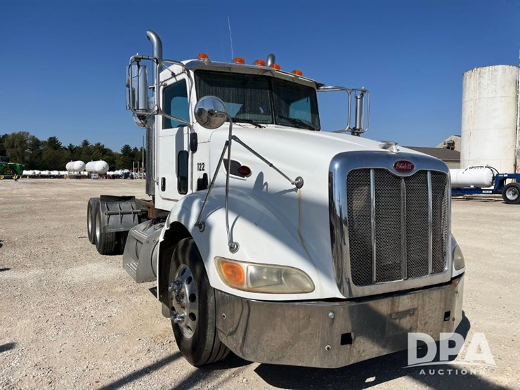 2007-peterbilt-386-image-4