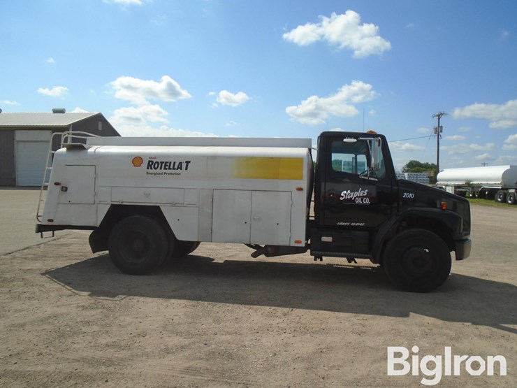 1995-freightliner-fl70-image-4