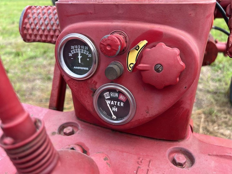 farmall-c-image-66