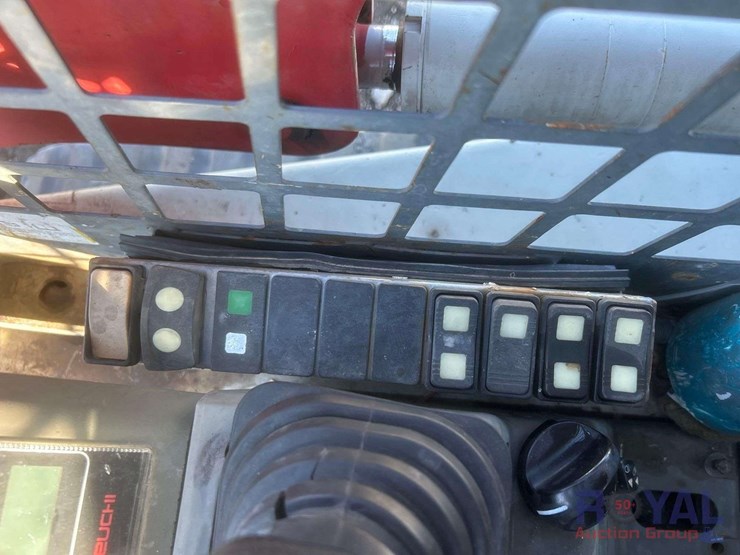 takeuchi-tl8-image-21