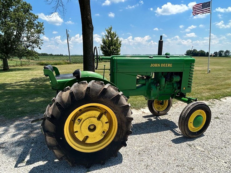 john-deere-m-image-3