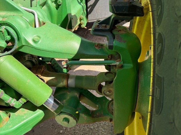 2013-john-deere-8310r-image-13