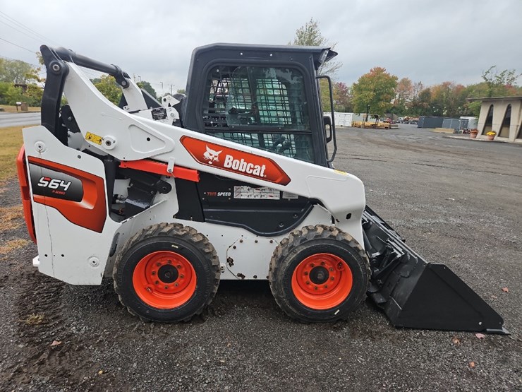 2023-bobcat-s64-image-4