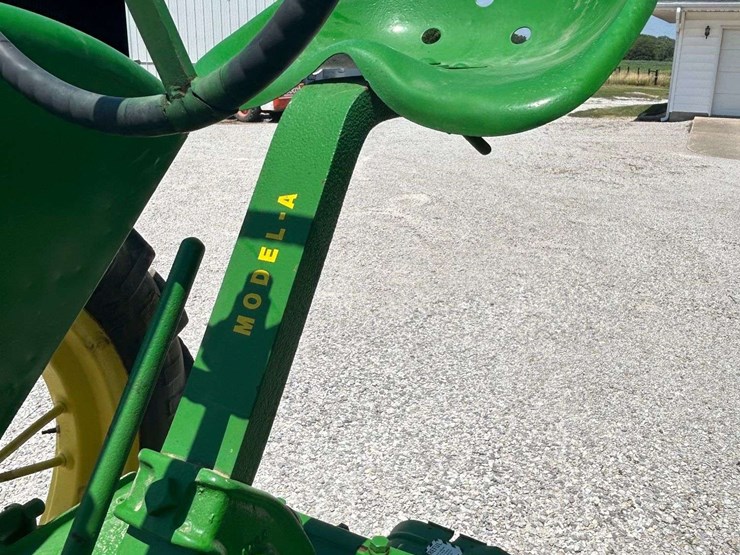john-deere-a-image-11