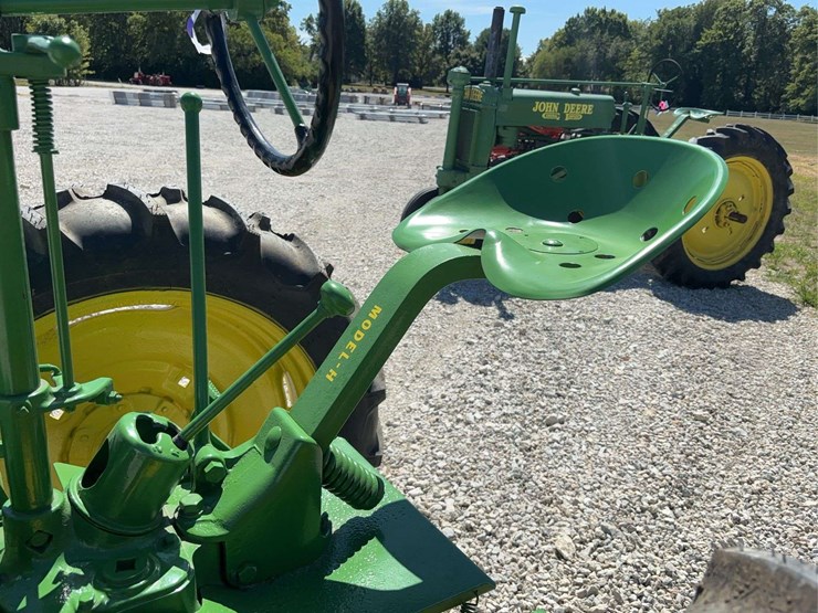 john-deere-h-image-46