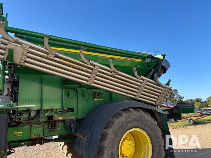 2019-john-deere-f4365-image-31