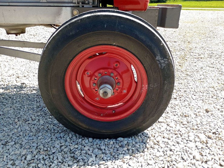 massey-ferguson-97-image-12