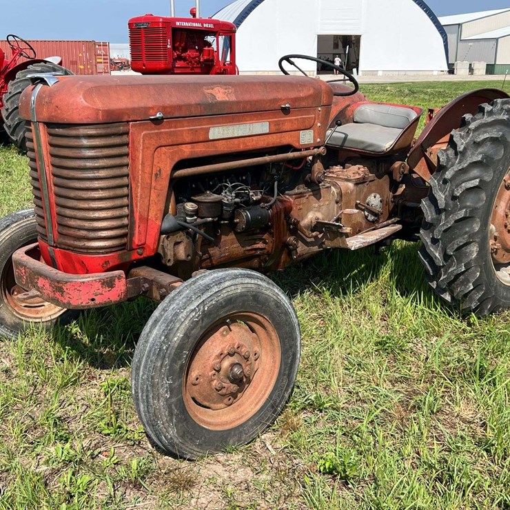 MASSEY-FERGUSON 50