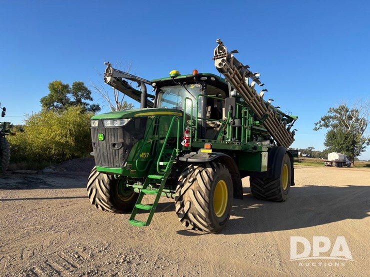 2019-john-deere-f4365-image-7