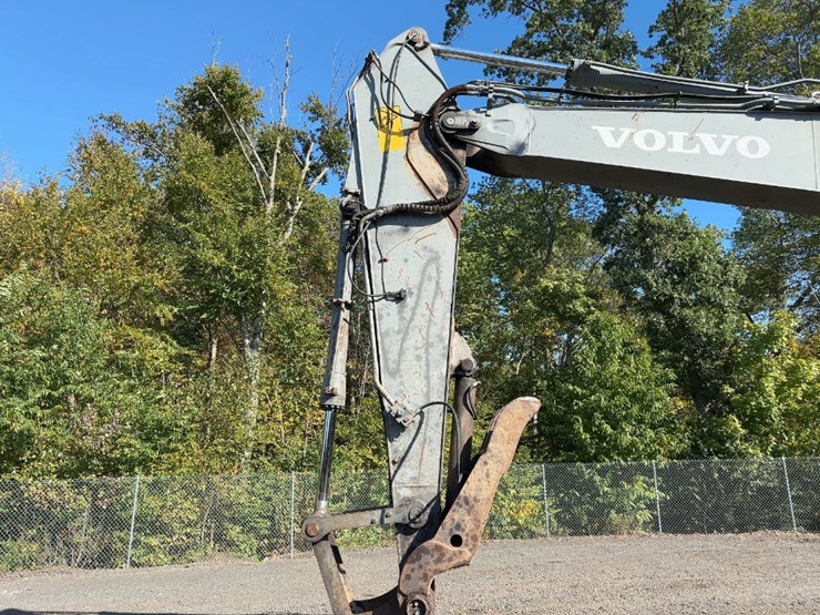 2002-volvo-ec150-image-14