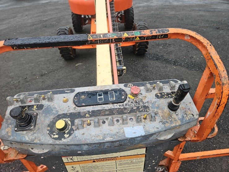 2007-jlg-400s-image-17
