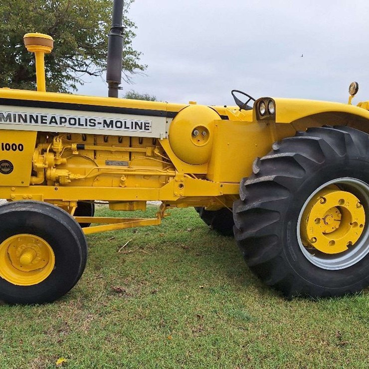 MINNEAPOLIS MOLINE G1000