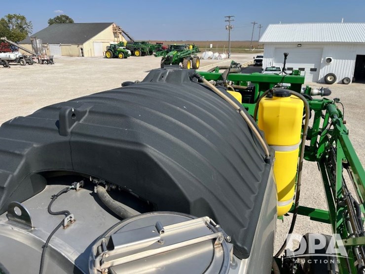 2019-john-deere-r4045-image-62