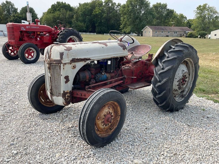 ford-8n-image-1