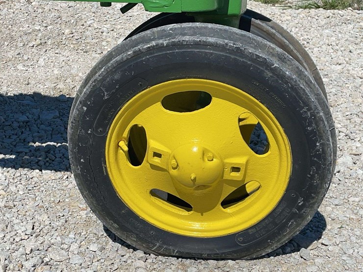john-deere-h-image-17