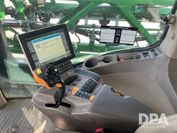 2019-john-deere-r4045-image-69