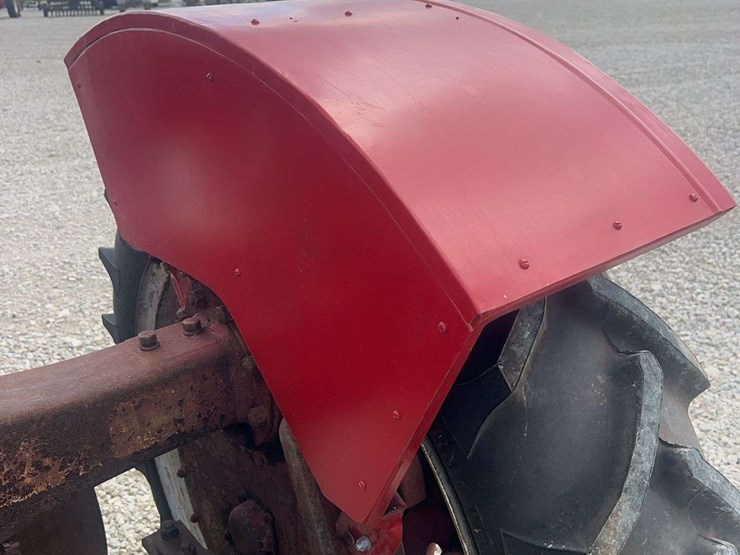 farmall-f-20-image-16