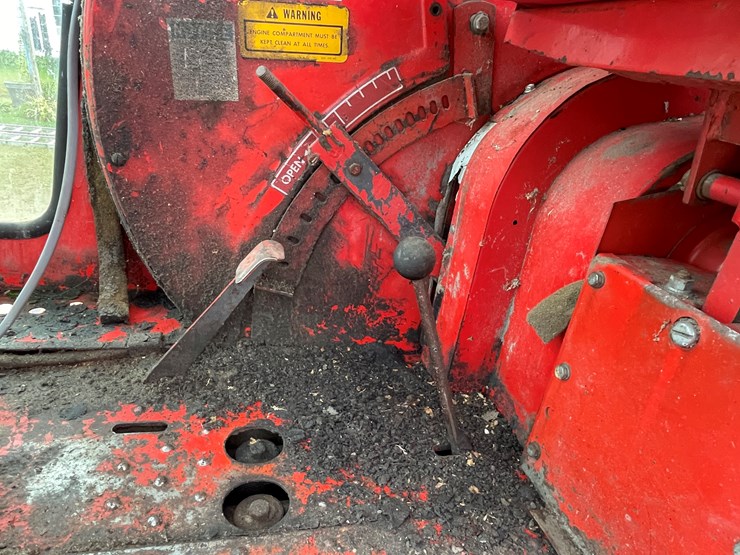 massey-ferguson-510-image-49