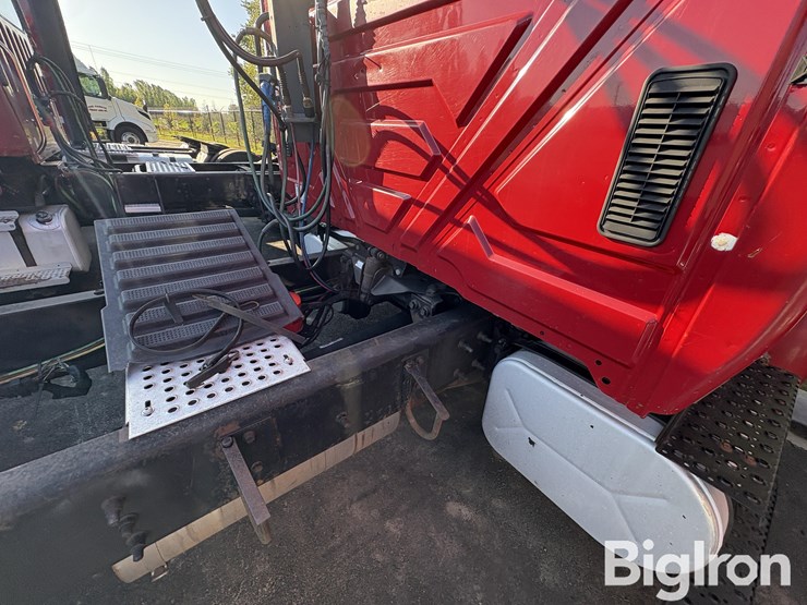 2007-international-durastar-4400-image-18