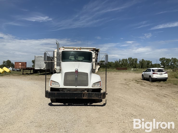 2011-kenworth-t370-image-2