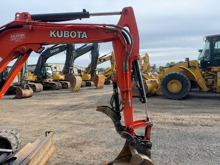 2019-kubota-kx040-4-image-10