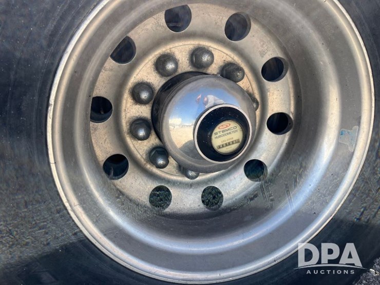 2009-kenworth-t370-image-38