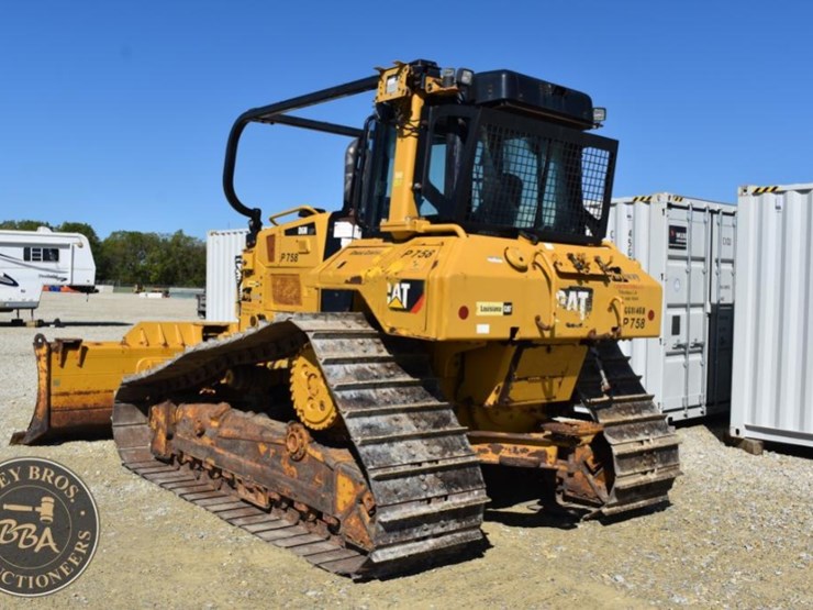 2020-caterpillar-d6n-lgp-image-23