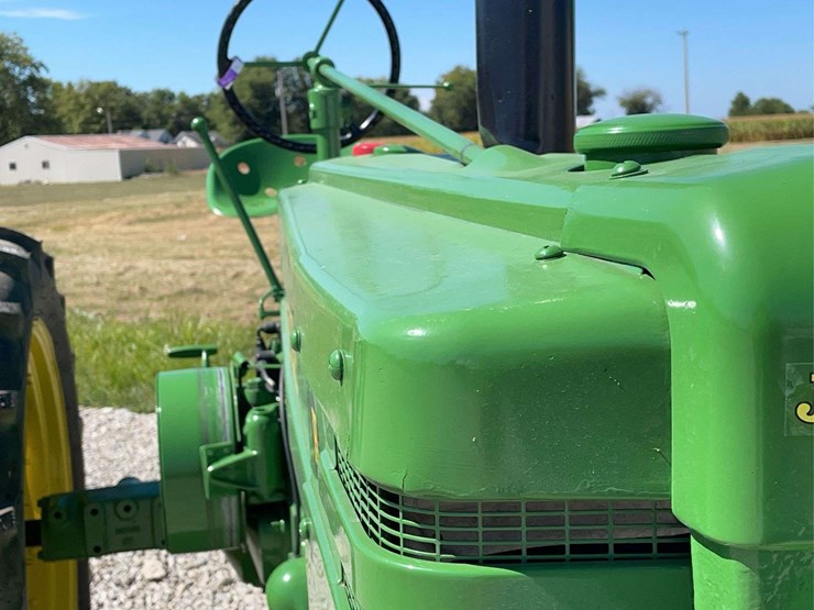 john-deere-h-image-23