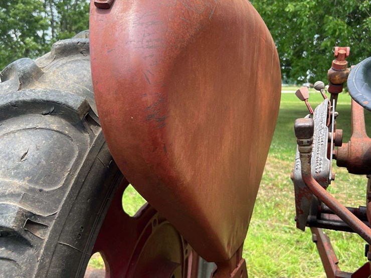 farmall-404-lp-image-42
